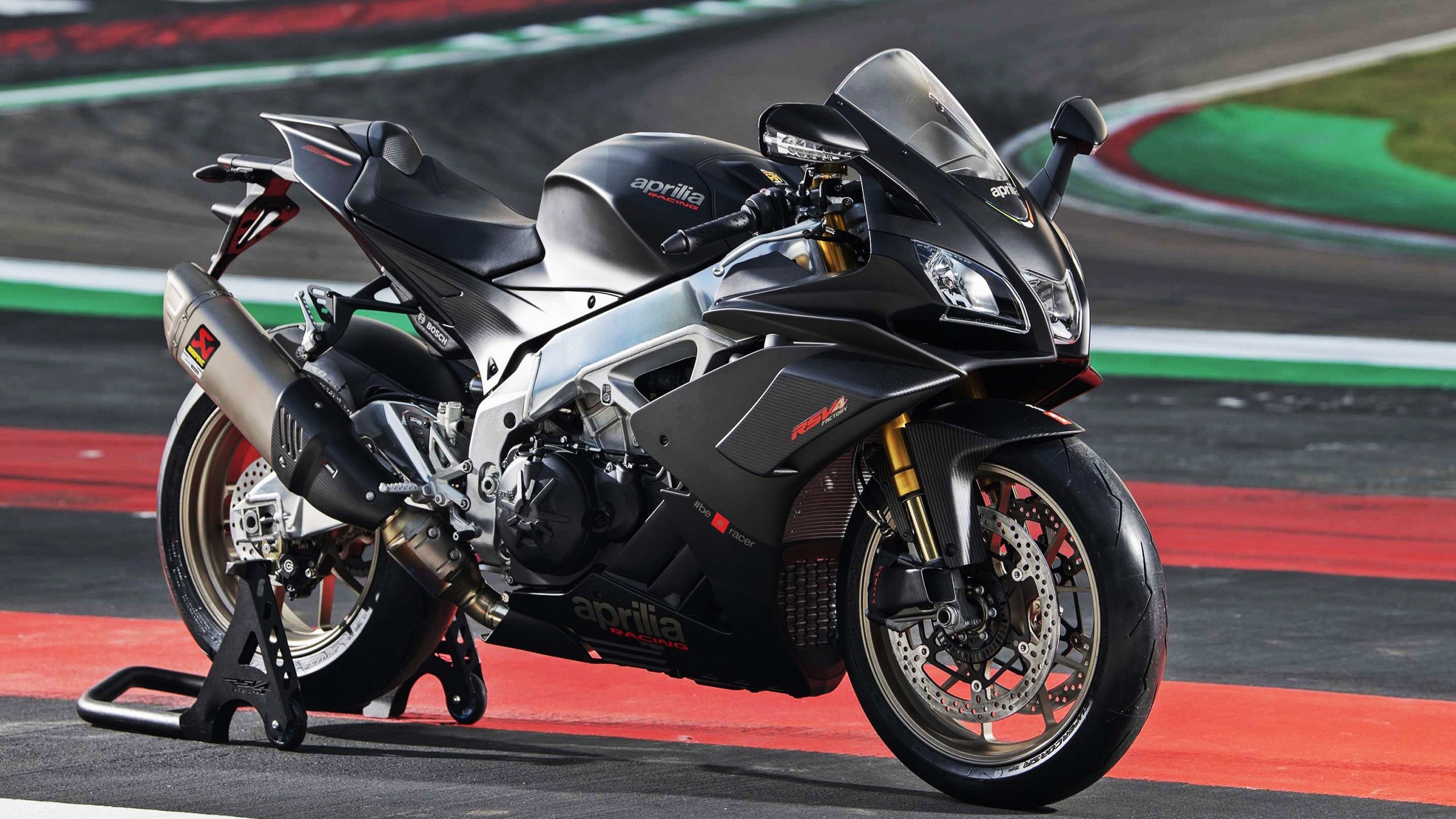 九游网页版官网-塞维利亚连续取胜，强化西甲竞争力