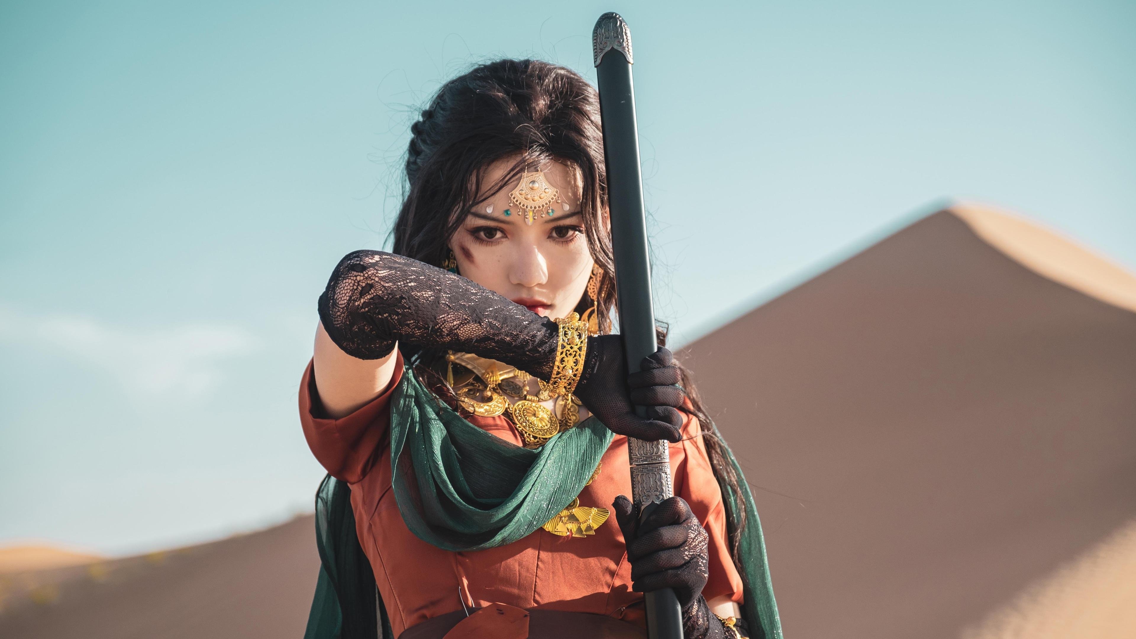 九游娱乐-李恩：全黑队中场的“拼搏者”，无论攻防都为全队付出全力